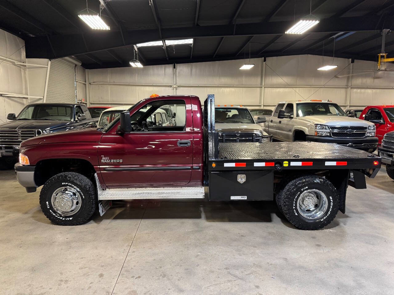 Used 2002 Dodge Ram 3500 Truck 4x4 Regular Cab image 3