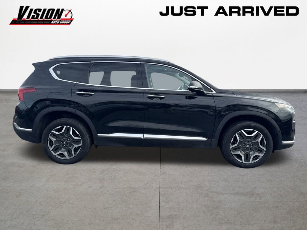 Certified 2022 Hyundai Santa Fe Limited w/ Cargo Package image 4