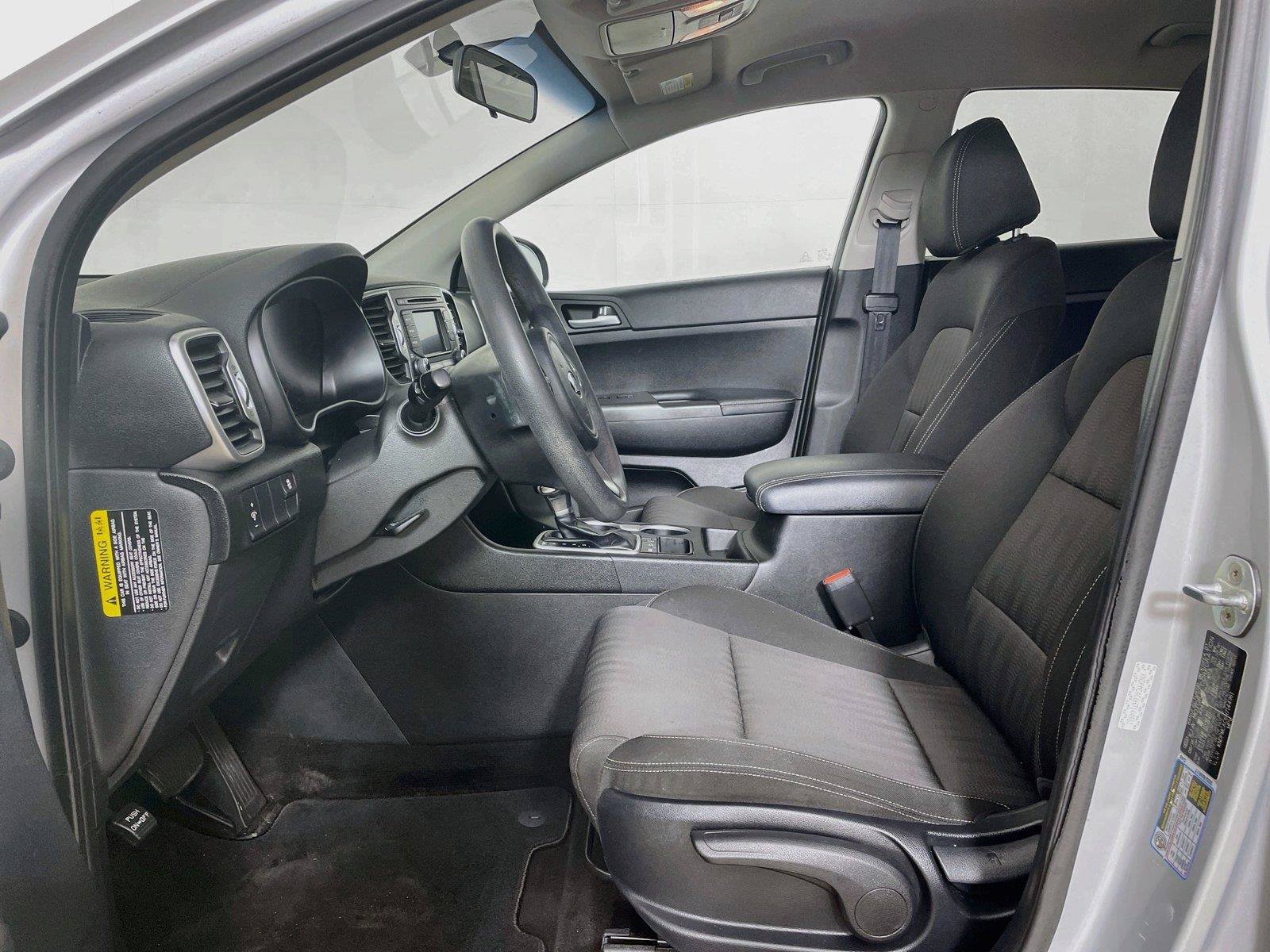 Used 2017 Kia Sportage LX AWD/4WD image 5