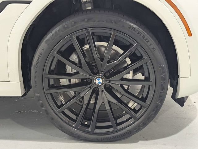 Used 2024 BMW X6 xDrive40i w/ Premium Package AWD/4WD image 31