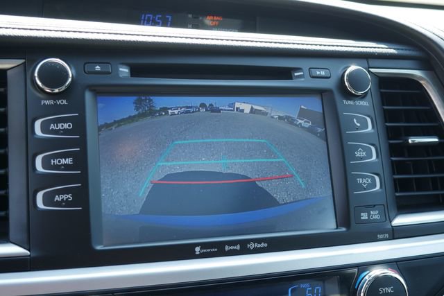 Used 2018 Toyota Highlander SE AWD/4WD image 4