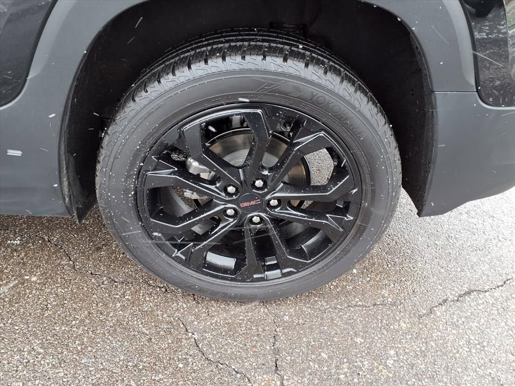 Certified 2022 GMC Terrain SLE w/ Driver Convenience Package image 38