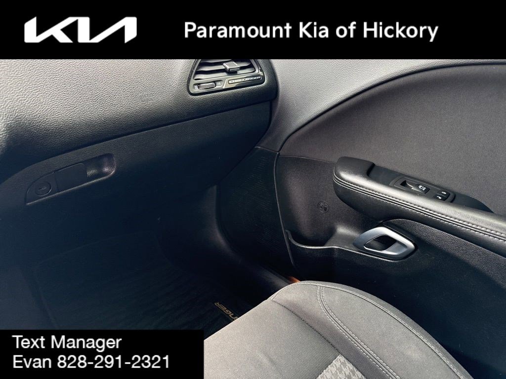 Used 2019 Dodge Challenger SXT w/ Blacktop Package image 23