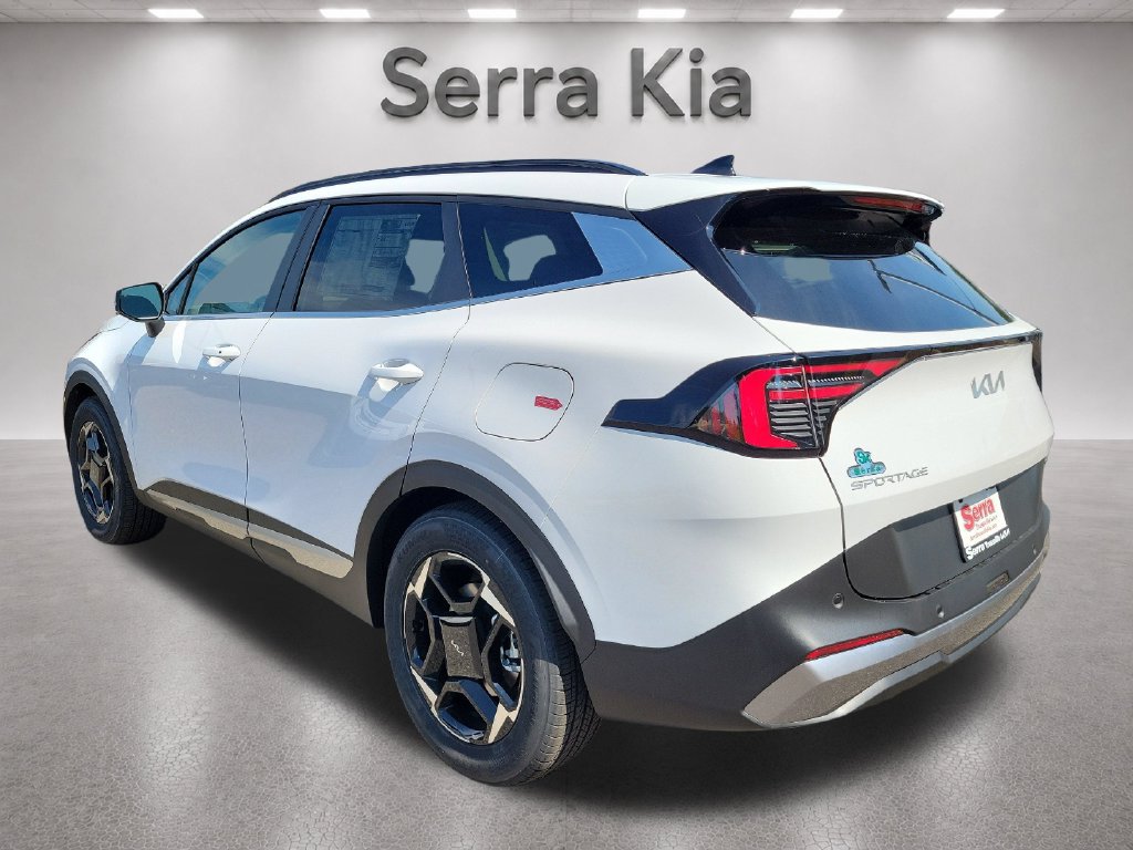 New 2026 Kia Sportage EX w/ EX Panorama Roof Package FWD image 3