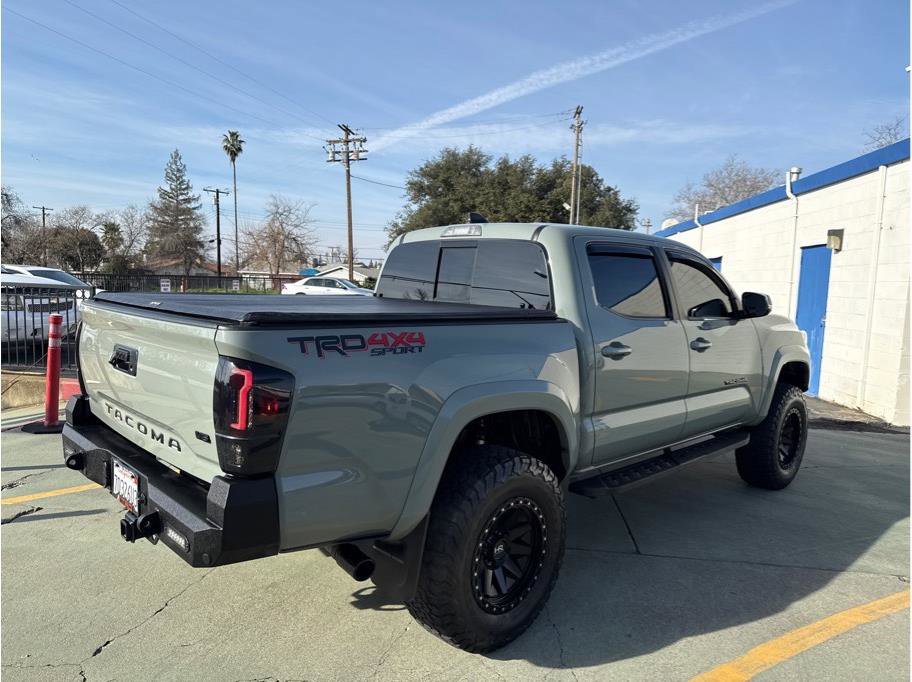 Used 2023 Toyota Tacoma TRD Sport image 6