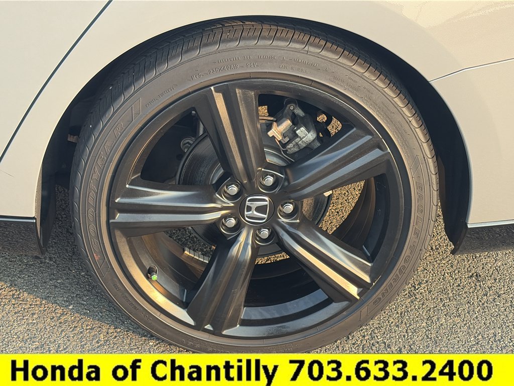 Used 2023 Honda Accord Sport image 29