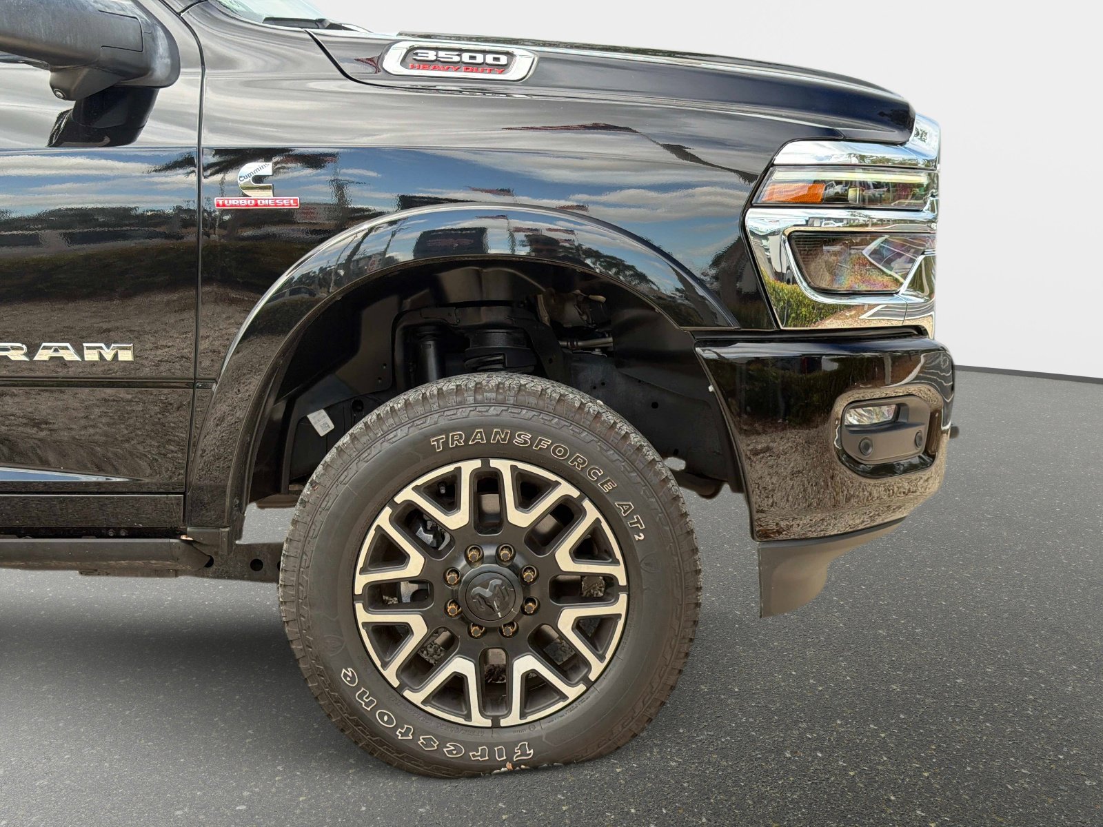 Used 2025 RAM 3500 Longhorn AWD/4WD image 20