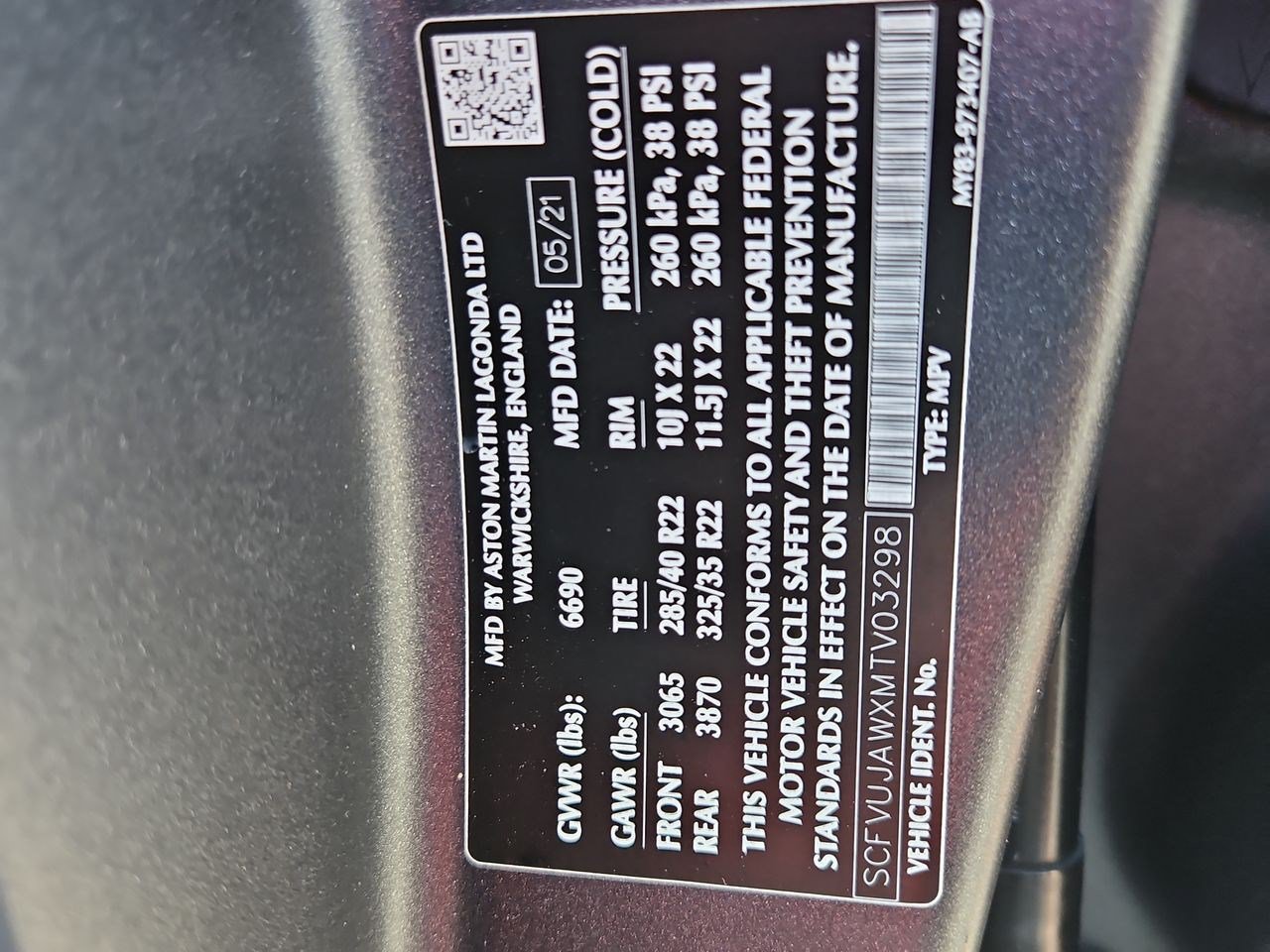 Used 2021 Aston Martin DBX AWD/4WD image 27