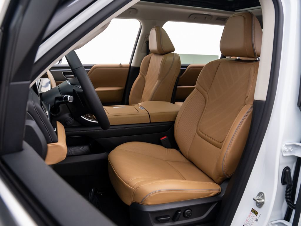 New 2026 INFINITI QX80 Luxe w/ Cargo Package image 15