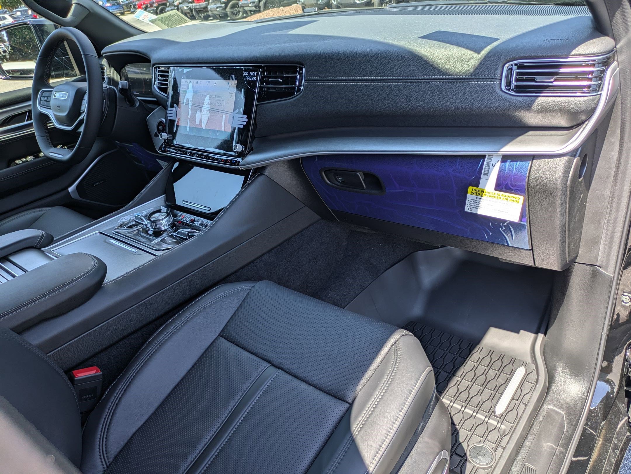 New 2025 Jeep Wagoneer L Series II w/ Convenience Group I image 29