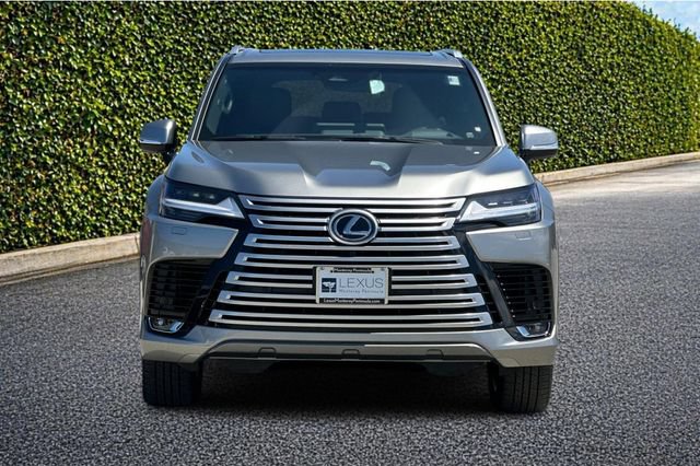 New 2026 Lexus LX 600 4WD w/ Accessory Package (2T) image 3