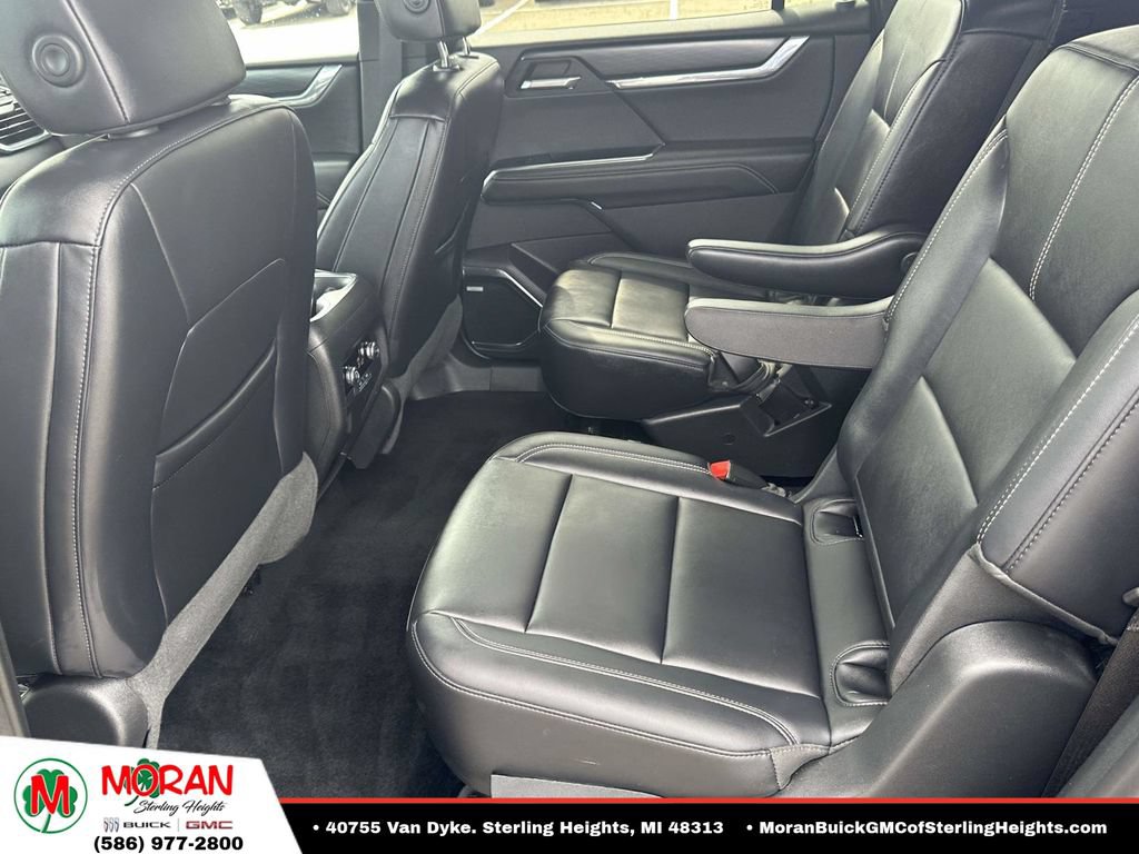 Certified 2024 GMC Acadia Elevation FWD image 11