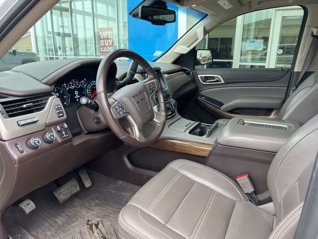 Used 2019 GMC Yukon XL Denali w/ Denali Ultimate Package image 12