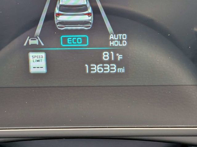 Used 2025 Kia Sportage EX w/ EX Premium Package image 31