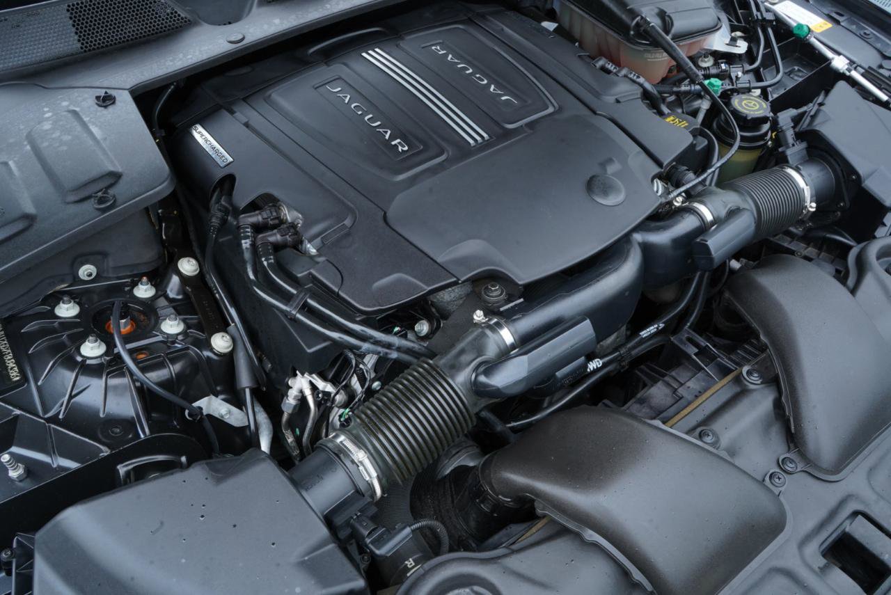 Used 2015 Jaguar XJ L Portfolio AWD/4WD image 84