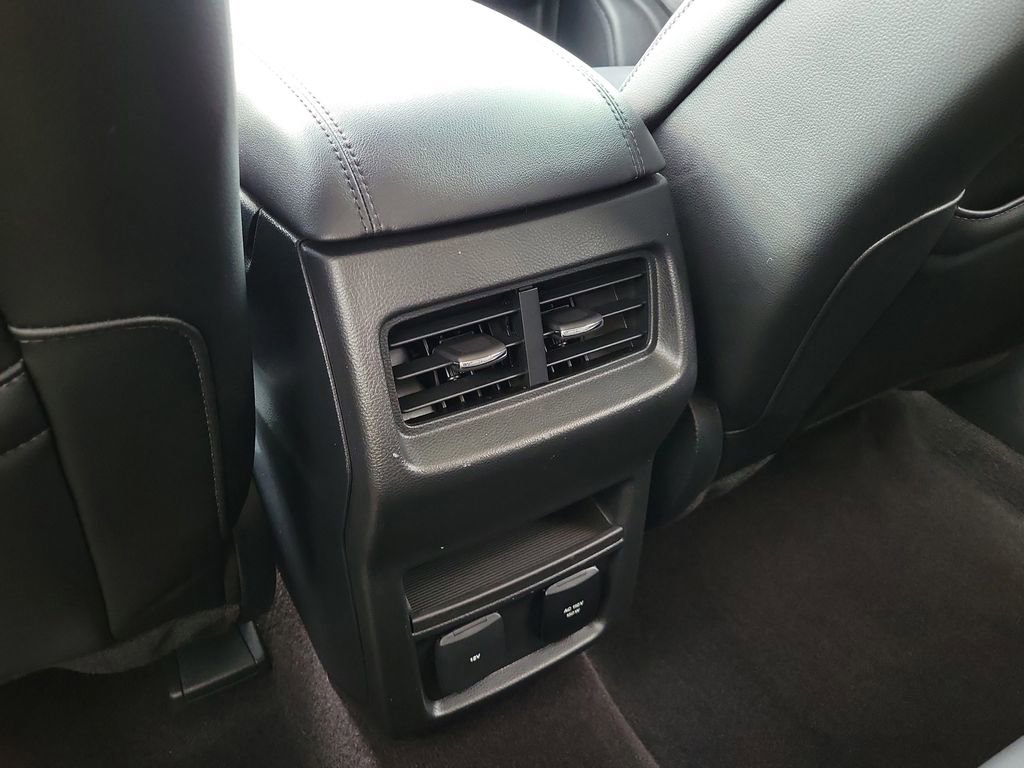 Used 2020 Ford Edge SEL w/ Convenience Package FWD image 17