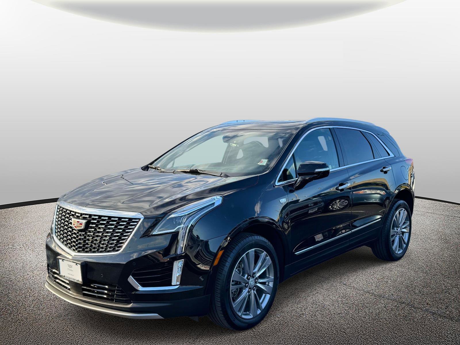 Used 2024 Cadillac XT5 Premium Luxury w/ Technology Package AWD/4WD image 1