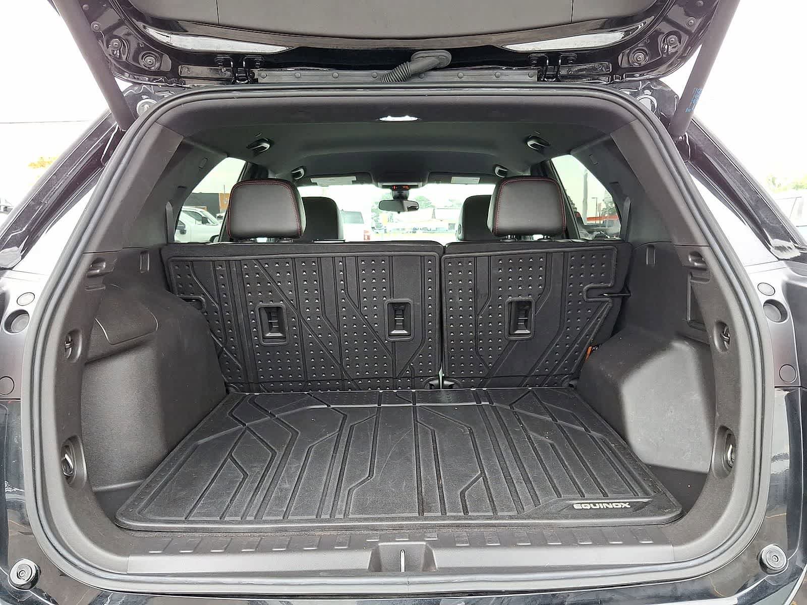 Used 2024 Chevrolet Equinox RS FWD image 30
