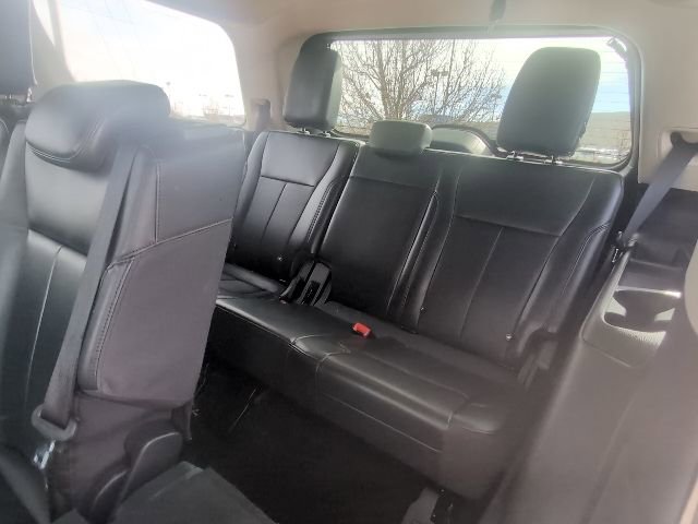 Used 2024 Ford Expedition XLT image 29