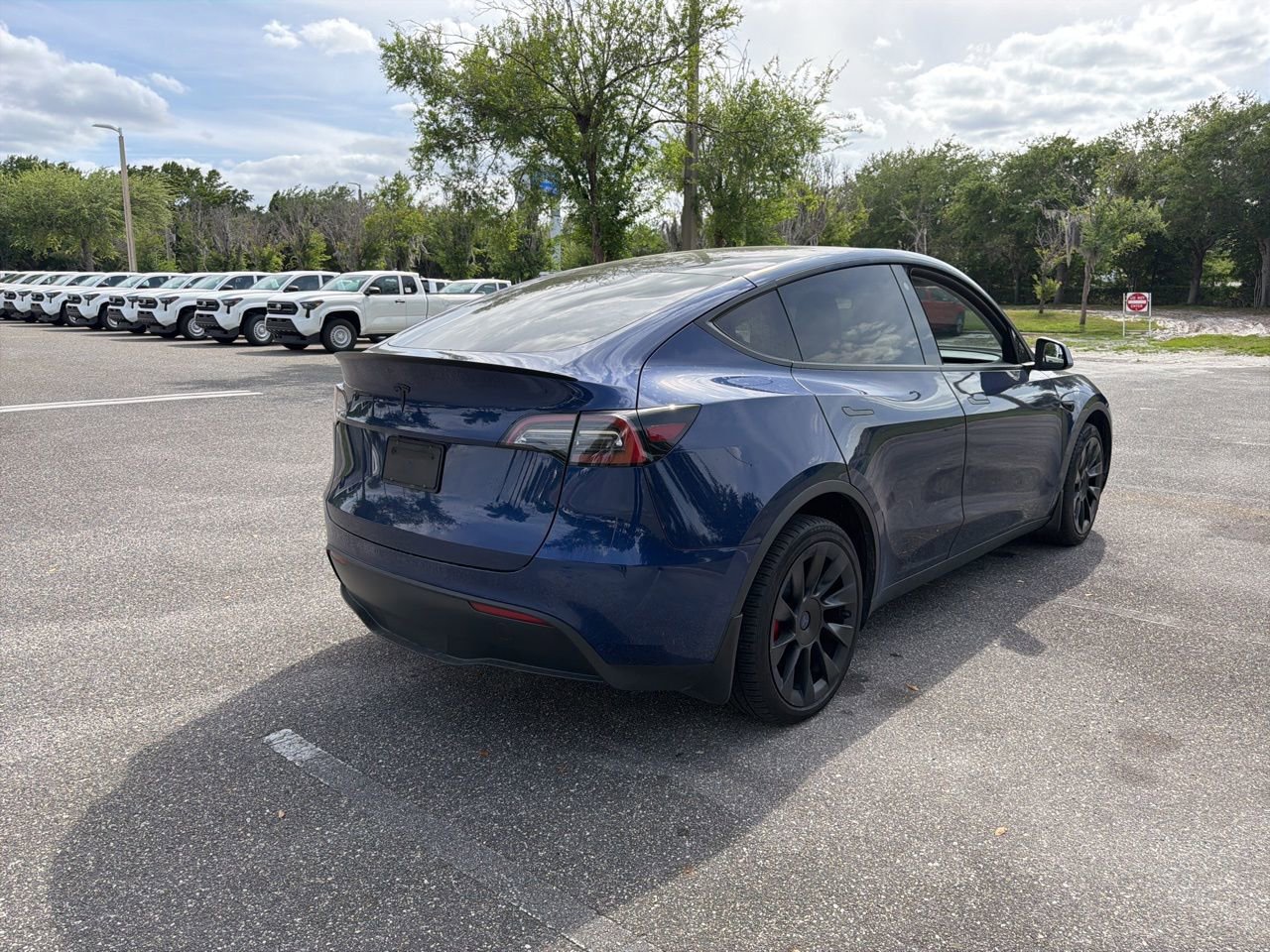 Used 2021 Tesla Model Y Long Range image 5