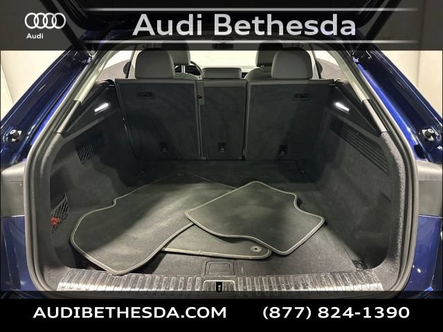 Used 2023 Audi Q8 Premium Plus w/ Premium Plus Package AWD/4WD image 11
