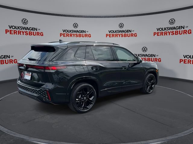 New 2026 Volkswagen Tiguan SE R-Line FWD image 8