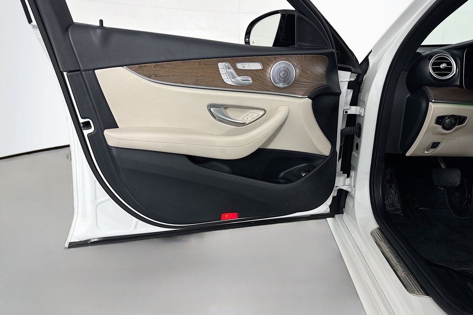 Certified 2021 Mercedes-Benz E 350 Sedan image 22