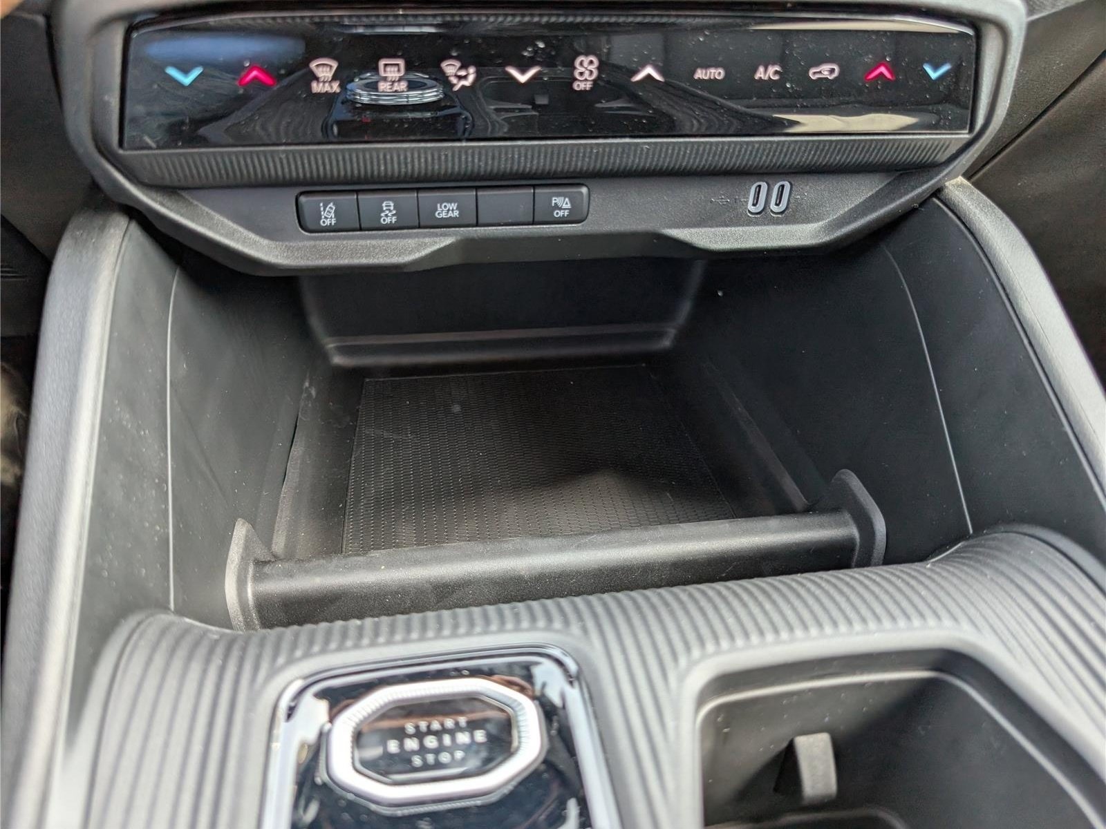 New 2026 Jeep Cherokee Laredo AWD/4WD image 21
