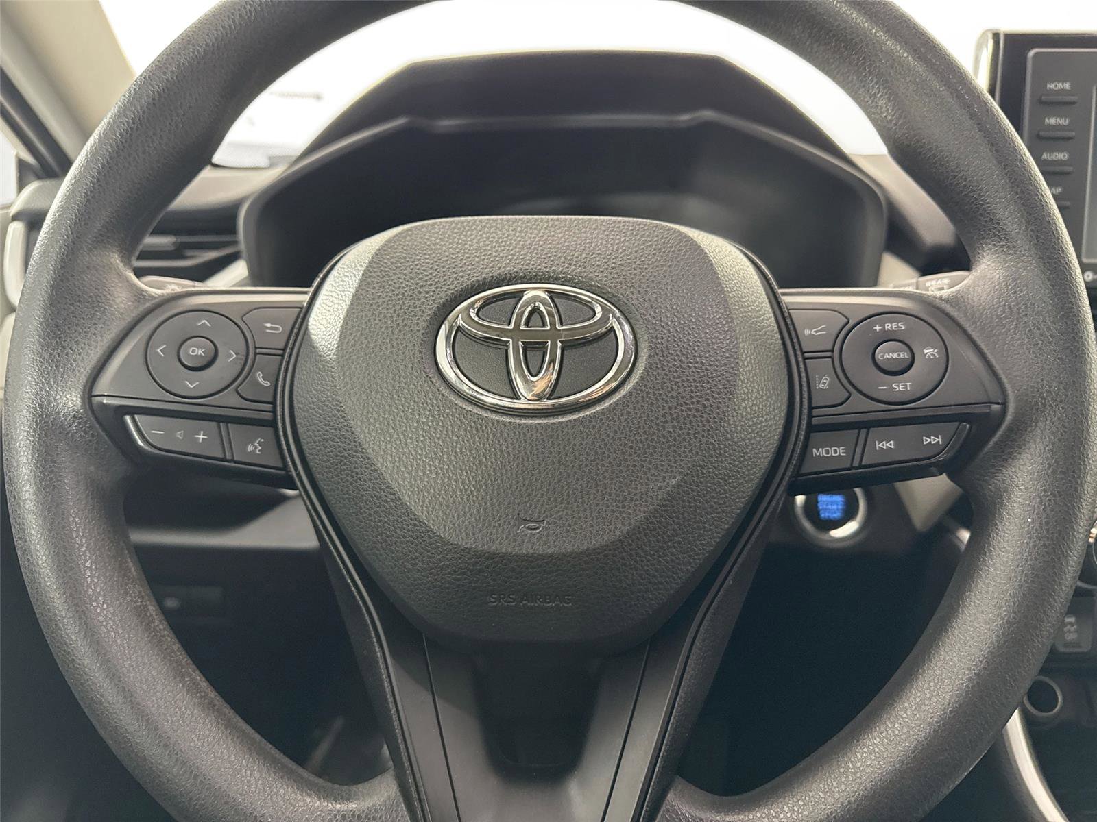 Certified 2022 Toyota RAV4 XLE image 17