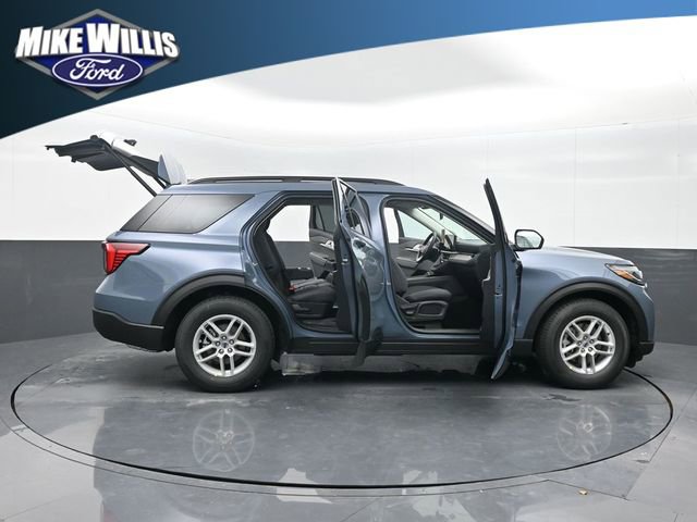 New 2026 Ford Explorer Active RWD image 28