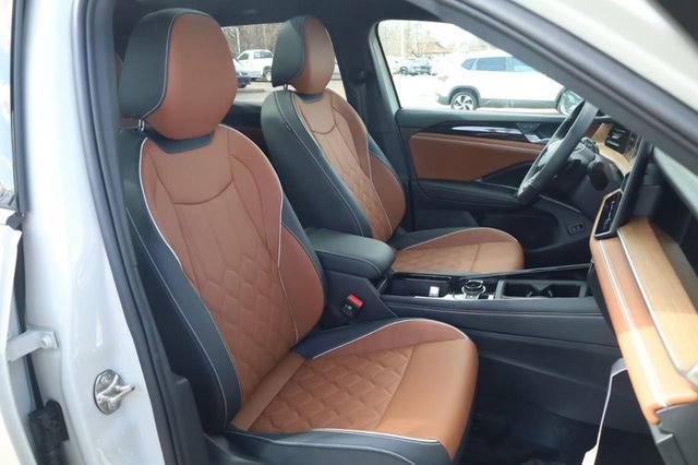 New 2026 Volkswagen Tiguan SEL R-Line image 19