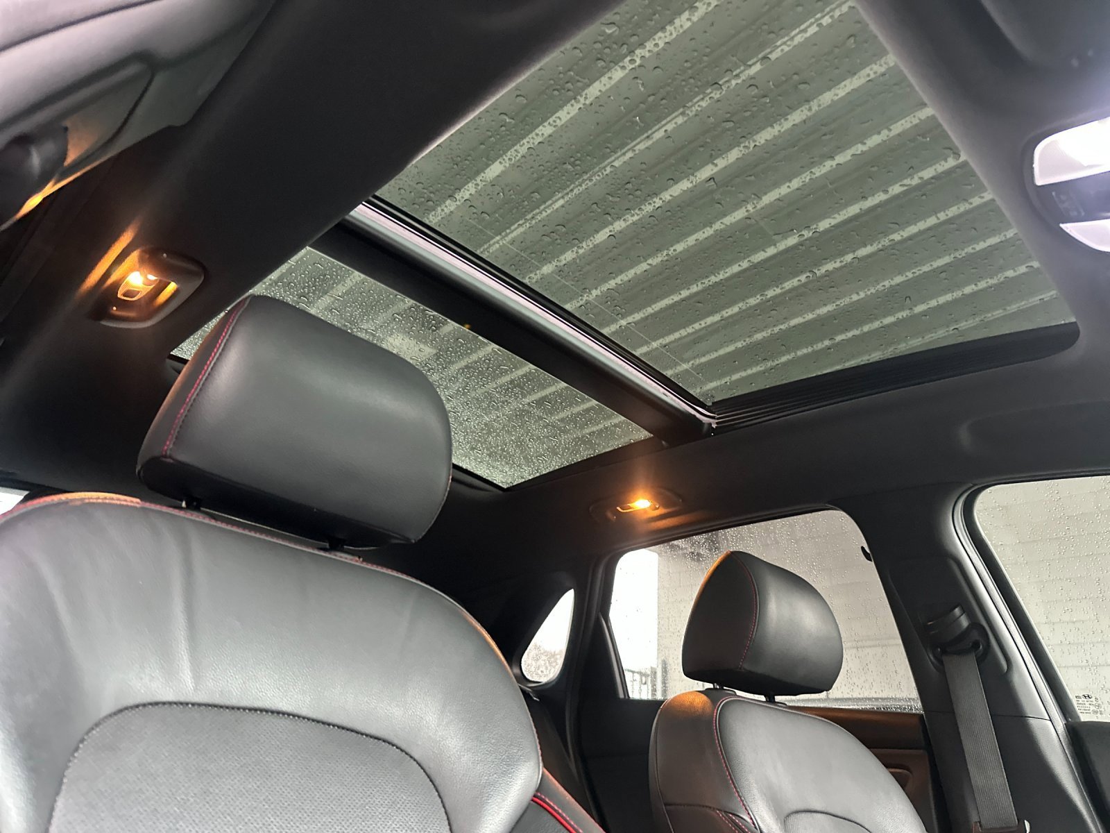 Used 2018 Hyundai Elantra GT Sport w/ Sport Tech Package 04 image 14