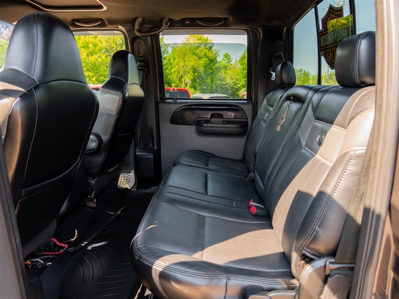 Used 2007 Ford F250 Harley-Davidson AWD/4WD image 24