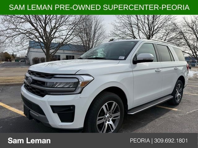 Used 2022 Ford Expedition XLT image 1