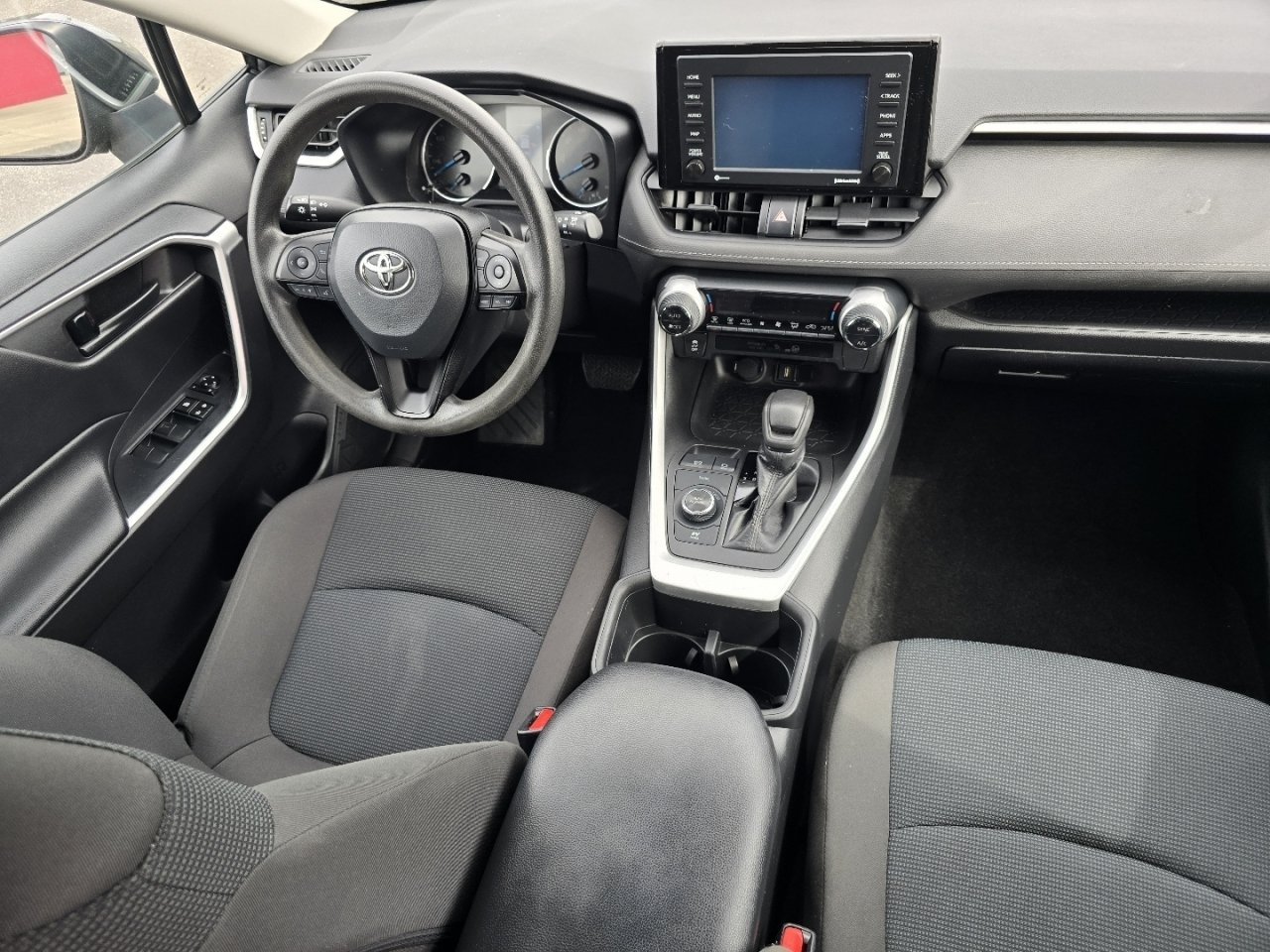 Certified 2022 Toyota RAV4 LE AWD/4WD image 21