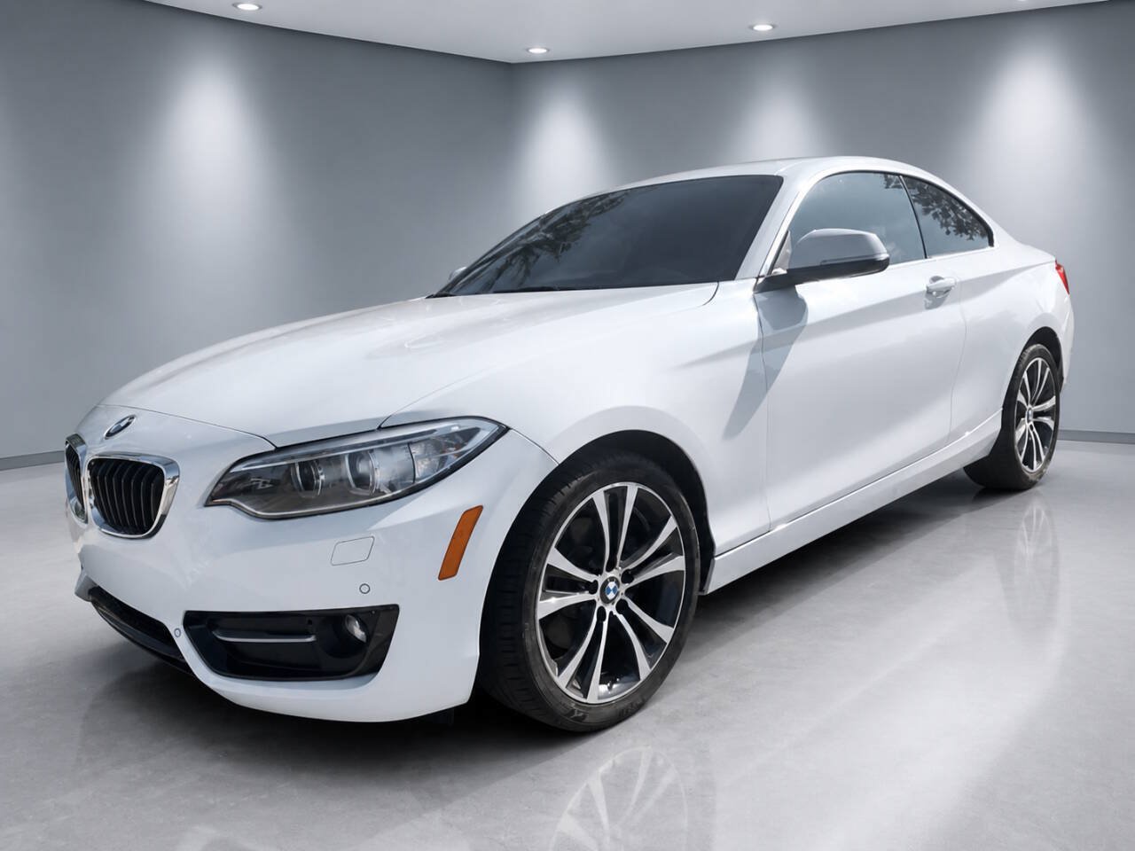 Used 2017 BMW 230i Coupe RWD image 1