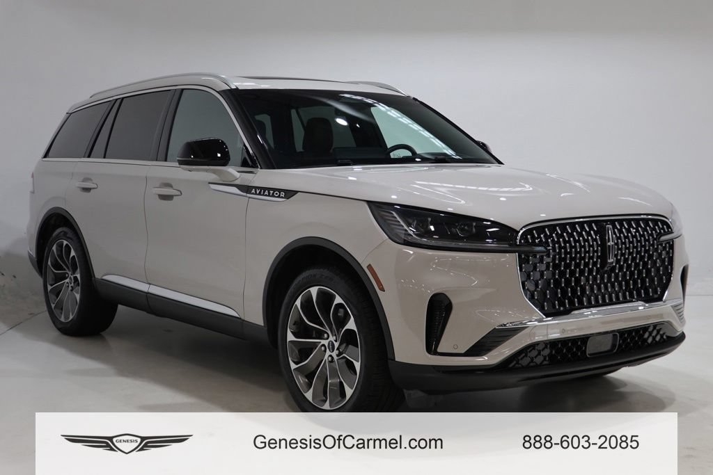 Used 2025 Lincoln Aviator Reserve w/ Illumination Package AWD/4WD image 1