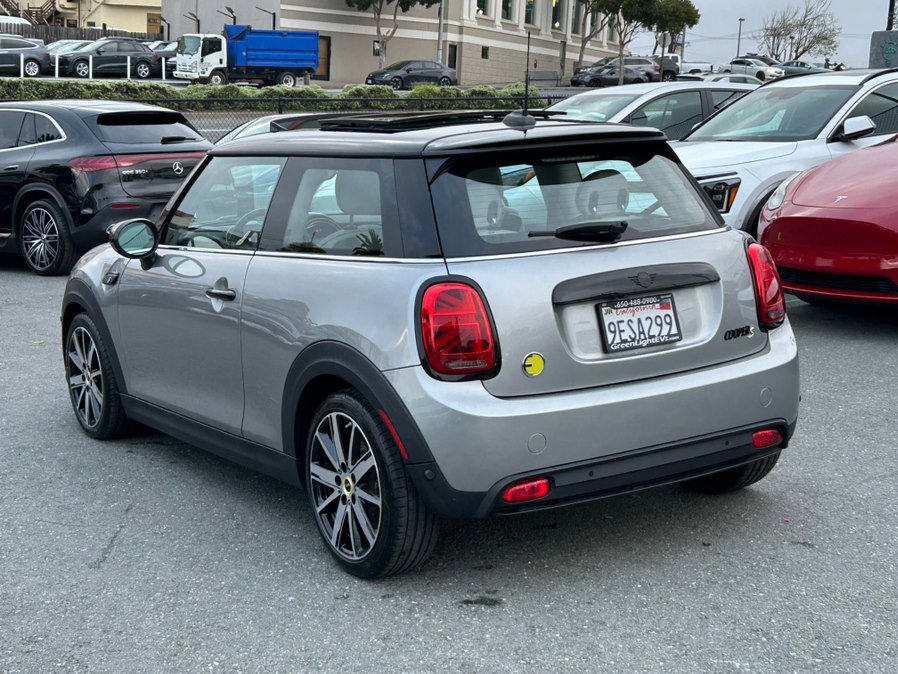 Used 2023 MINI Cooper SE image 7