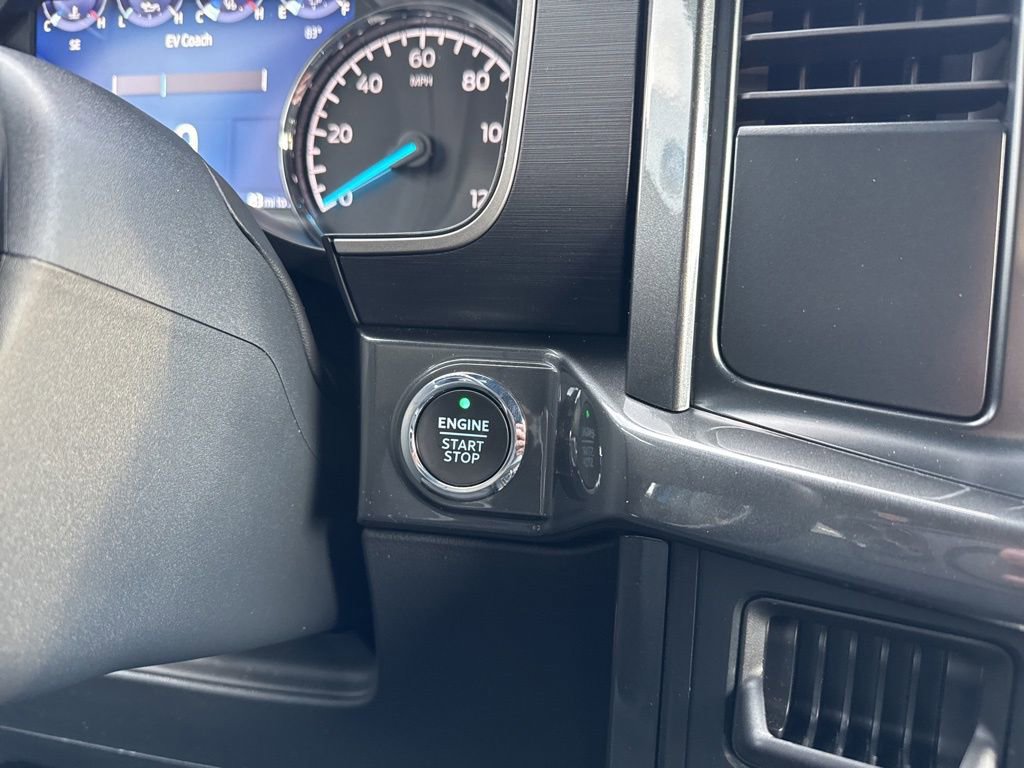 Certified 2022 Ford F150 XLT w/ Equipment Group 302A High image 33