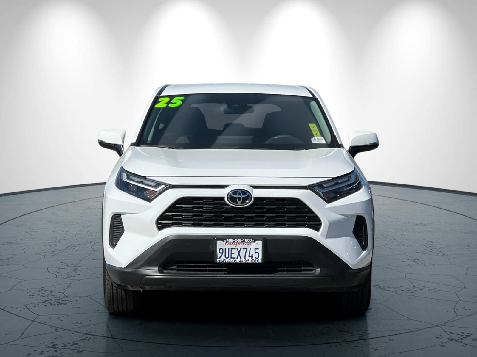 Used 2025 Toyota RAV4 LE image 9
