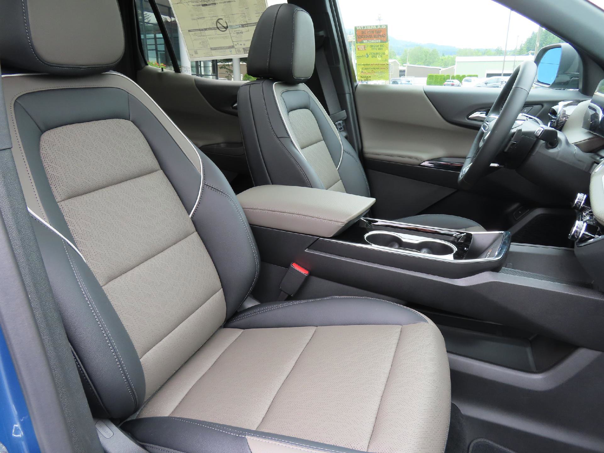 New 2025 Chevrolet Equinox LT w/ Convenience Package II image 39