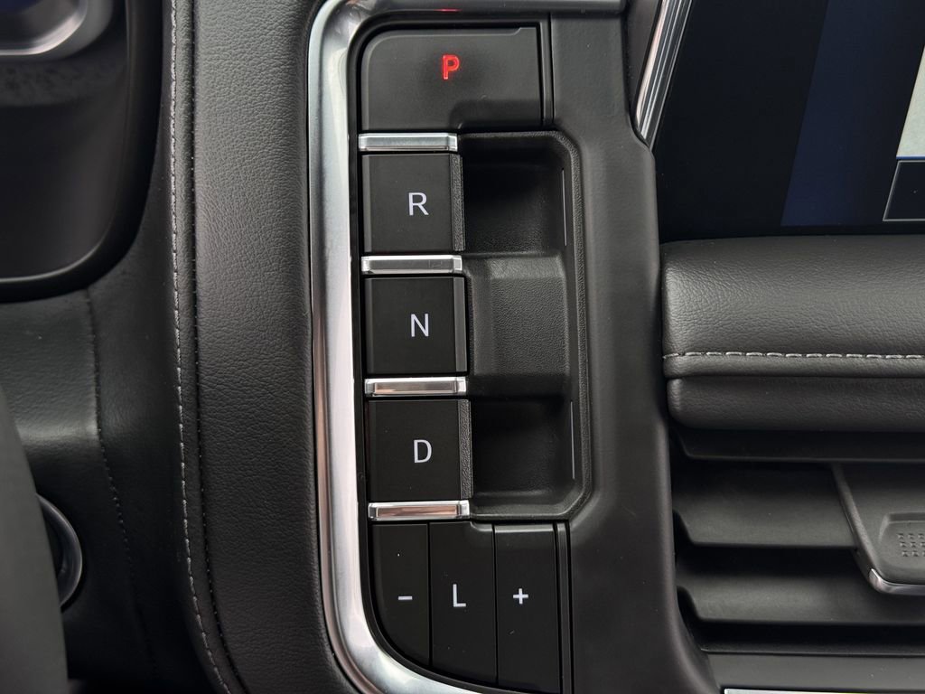 Used 2023 Chevrolet Tahoe Z71 w/ Z71 Off-Road Package image 19