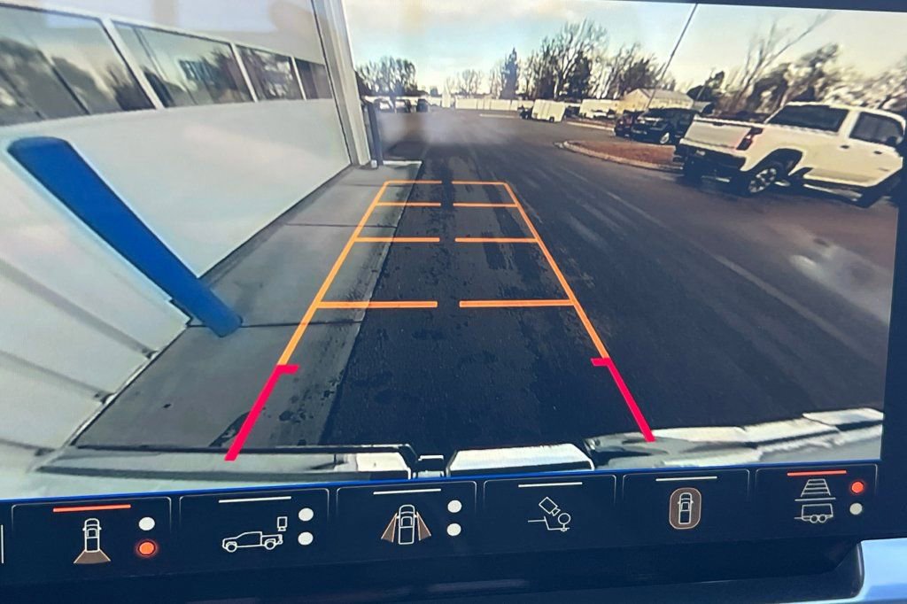 New 2026 GMC Sierra 1500 SLE image 16