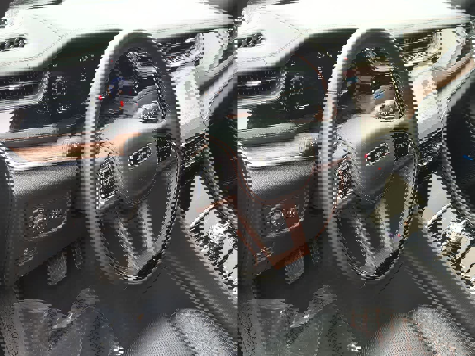 Certified 2024 Jeep Grand Cherokee Summit w/ Adv Protech Group IV image 10