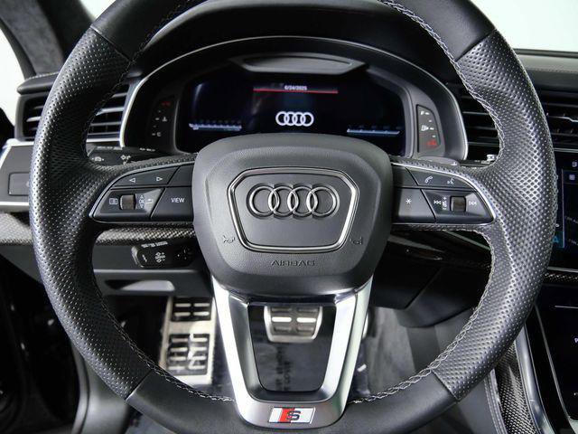 Used 2022 Audi SQ8 Prestige AWD/4WD image 22