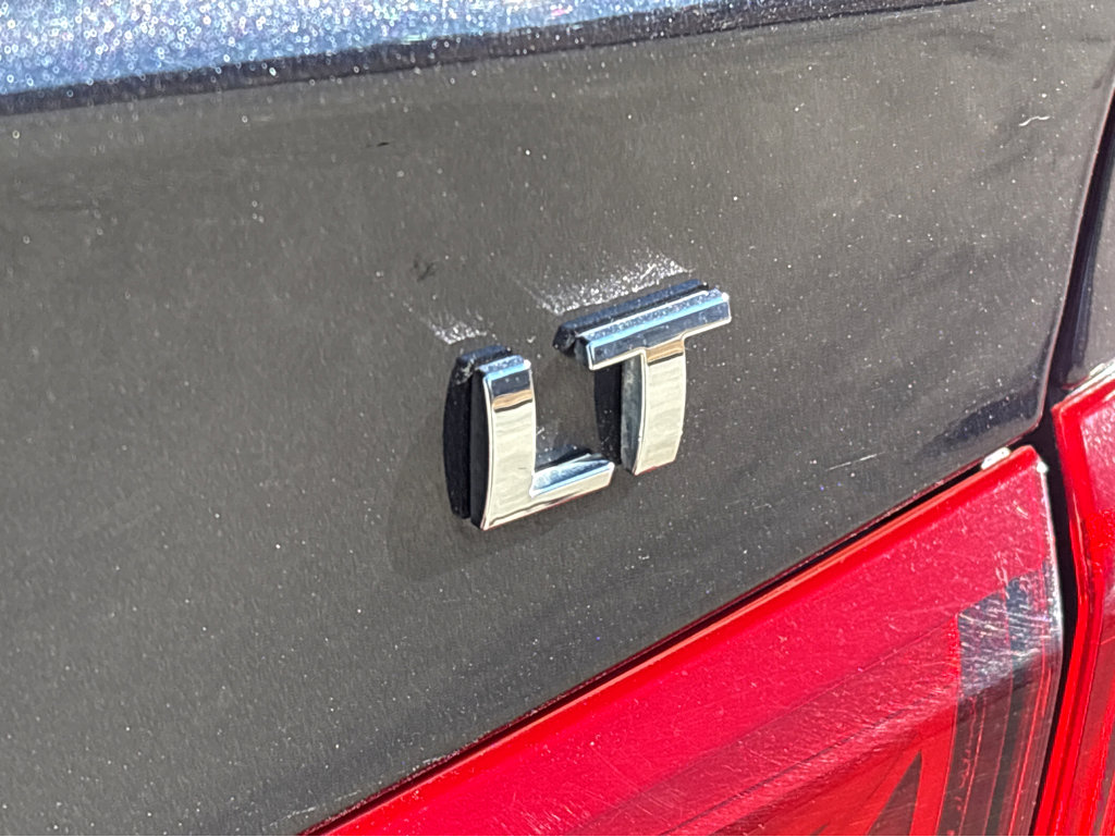 Used 2023 Chevrolet Malibu LT image 24