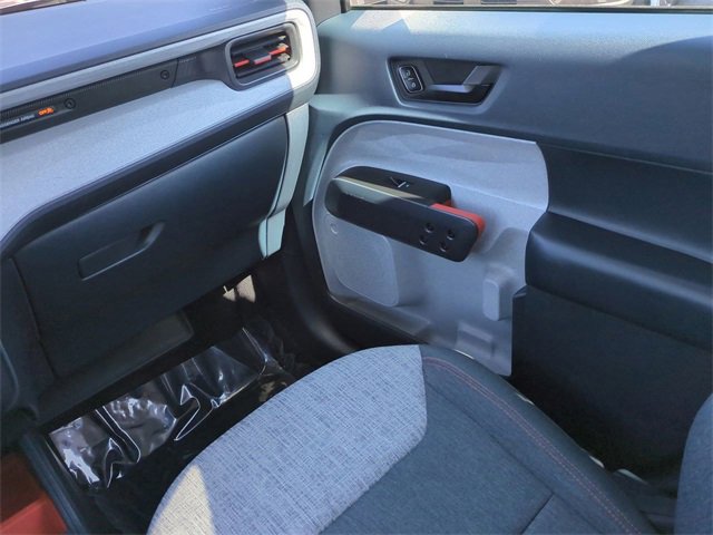 Certified 2022 Ford Maverick XLT image 17