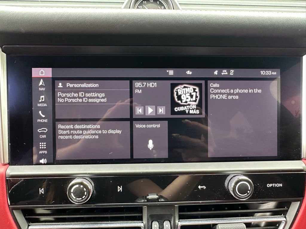 Certified 2023 Porsche Macan S AWD/4WD image 30