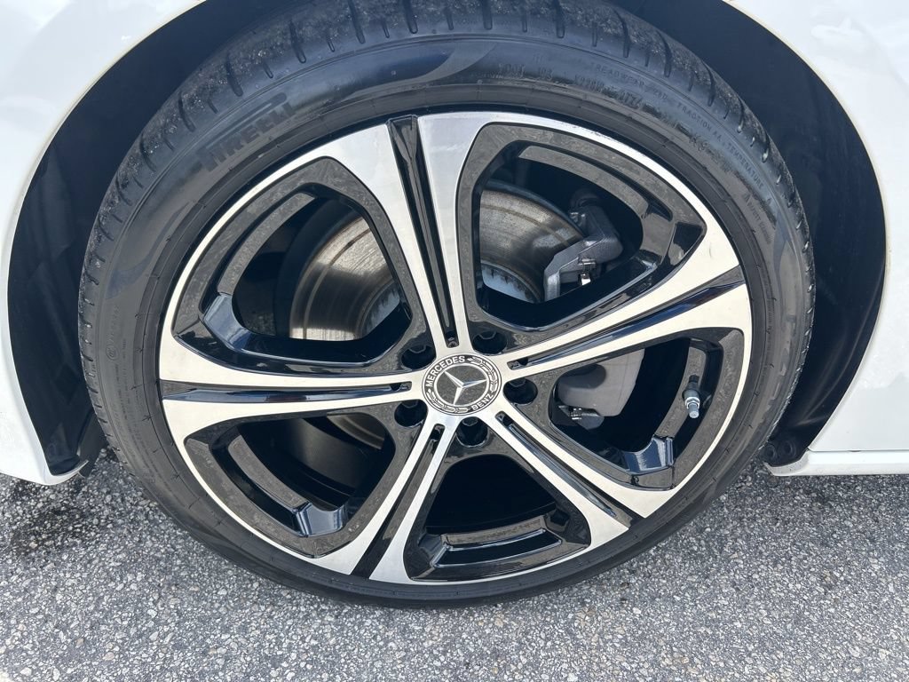 Used 2025 Mercedes-Benz C 300 Sedan image 18