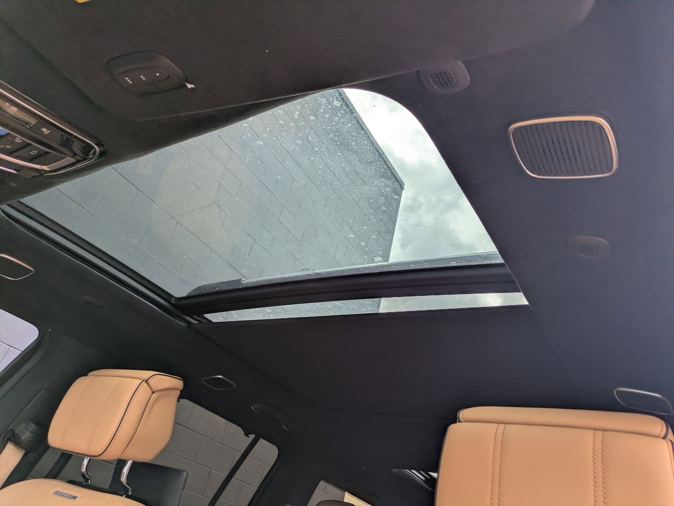 Used 2023 Jeep Grand Wagoneer Series III w/ Rear Seat Video Group 1 image 19